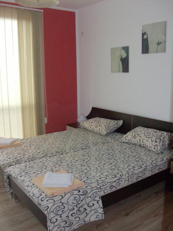 Guest House Nedelchevi Primorsko Habitación foto